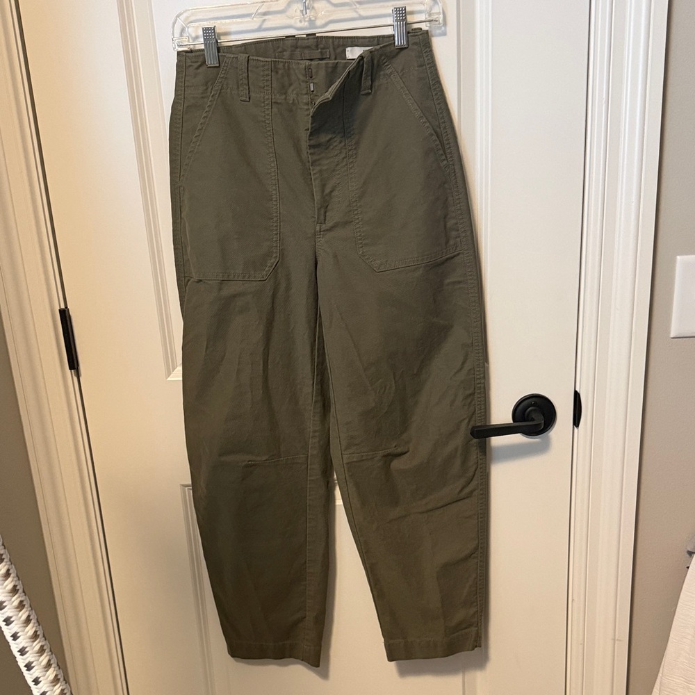 Banana Republic Olive Green Cargo Pants
